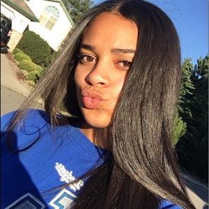 Meet your Posher, Alyssa